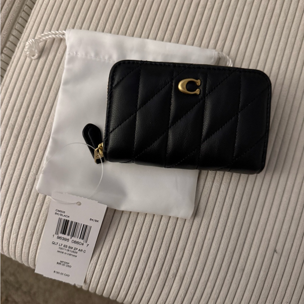 coach quilts black/gold card case - Picture 2 of 2